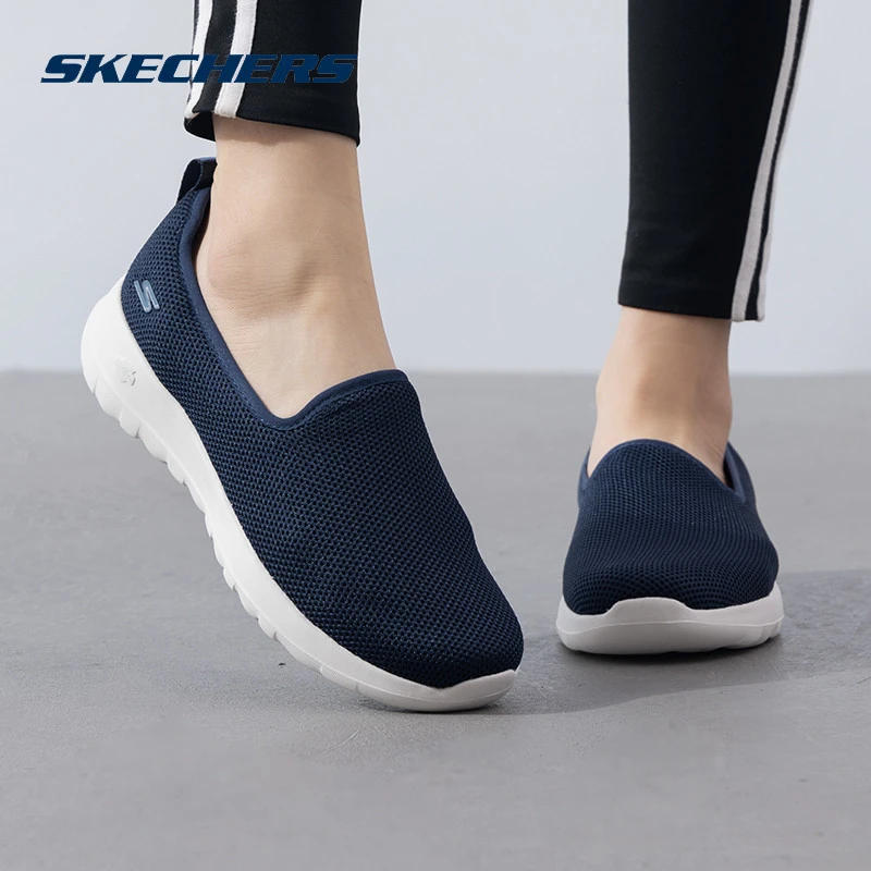 斯凯奇女鞋新款运动鞋女士一脚穿健步鞋低帮透气乐福鞋轻便休闲鞋