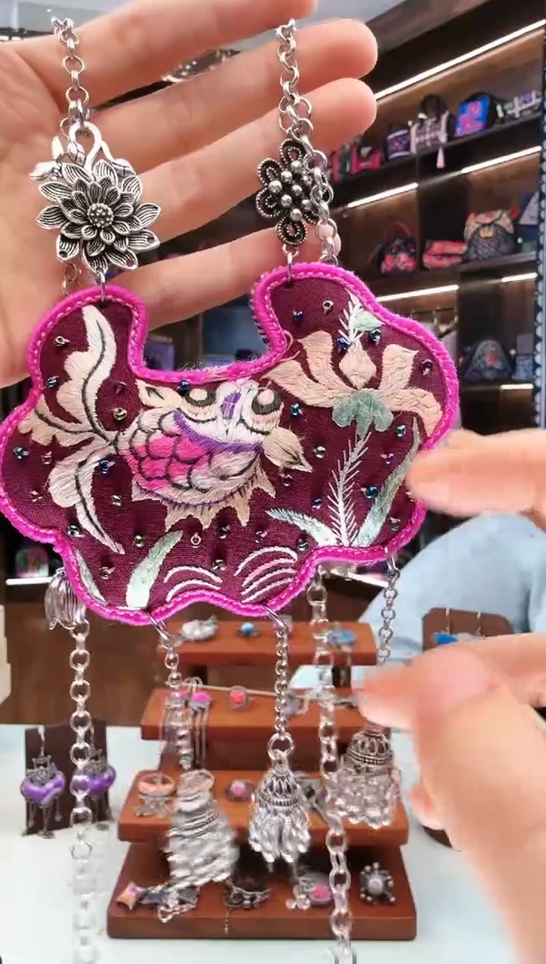 【闪购商品】织绣204蚩梦苗族古绣