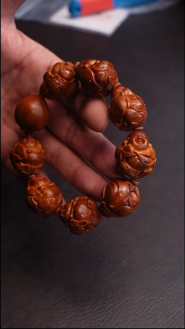 手串/手链橄榄核2.4+立雕八宝米勒