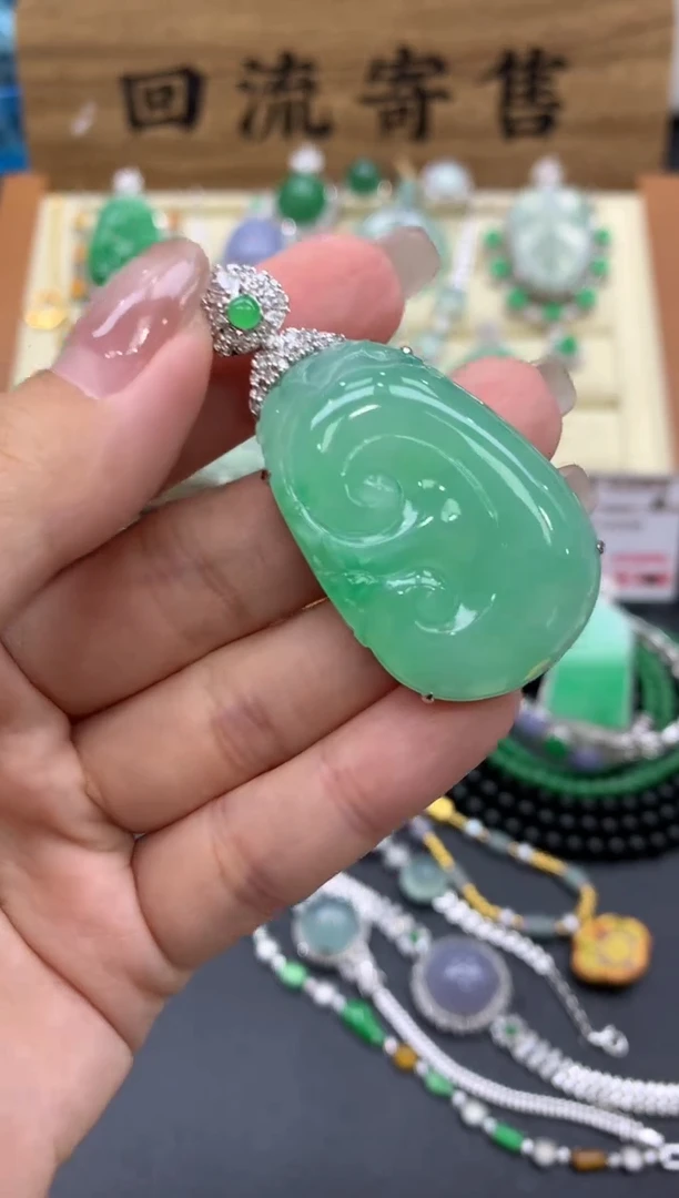 【闪购商品】翡翠颈饰18K金镶嵌522-中国好珍宝