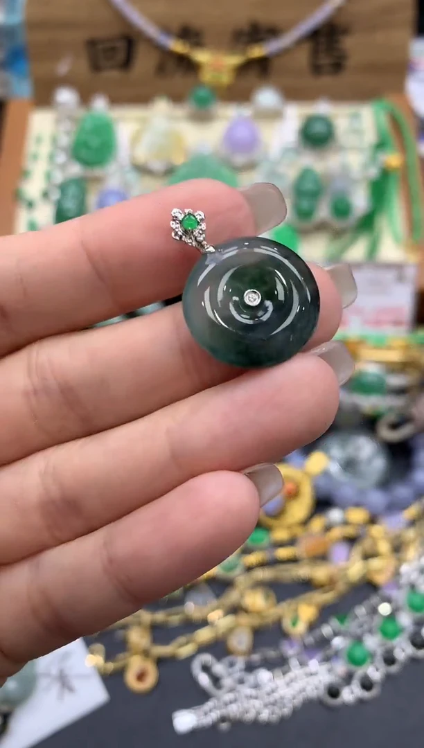 【闪购商品】翡翠颈饰18K金镶嵌133-中国好珍宝