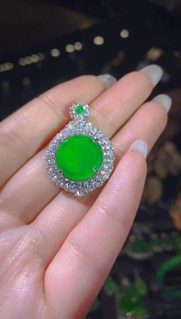 【闪购商品】翡翠吊坠(赠链)银S925镶嵌006（多样性发货）