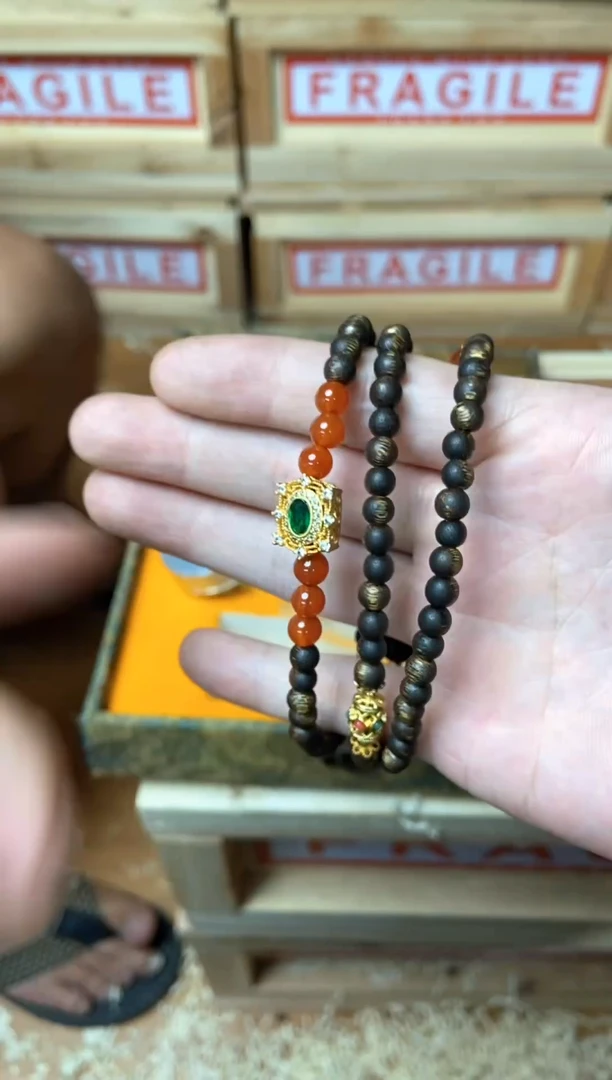 手串西马沉香108颗