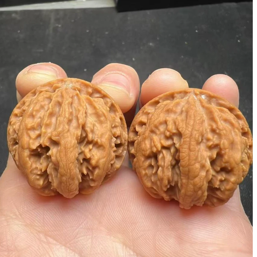 秦岭野生文玩核桃精选配对