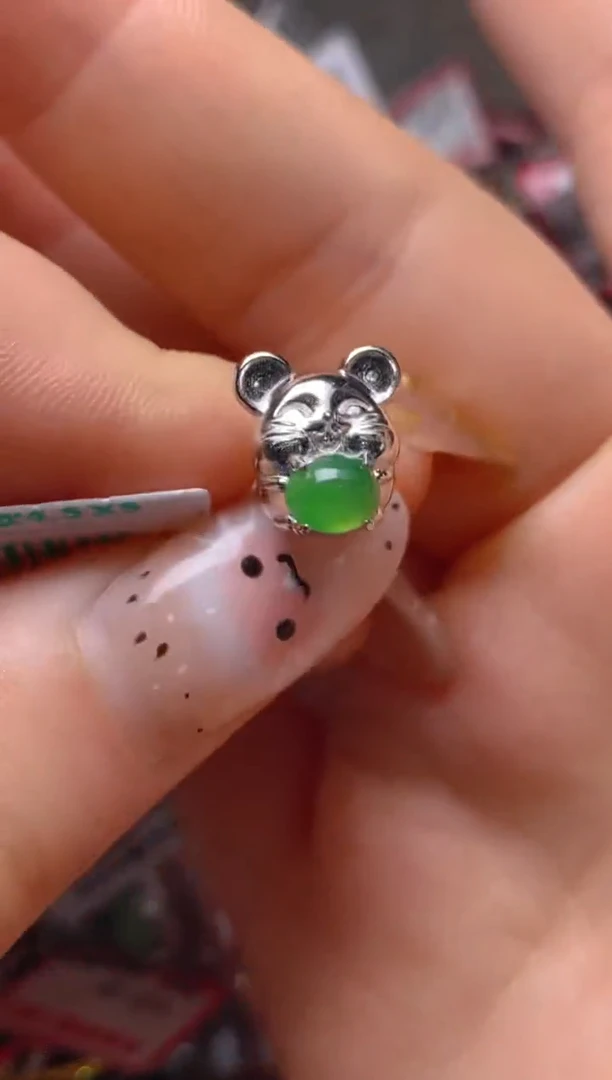 银S925镶嵌戒指翡翠百内无证书