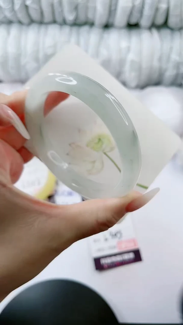 【闪购商品】石英质玉手镯未镶嵌多样性发货L343-63