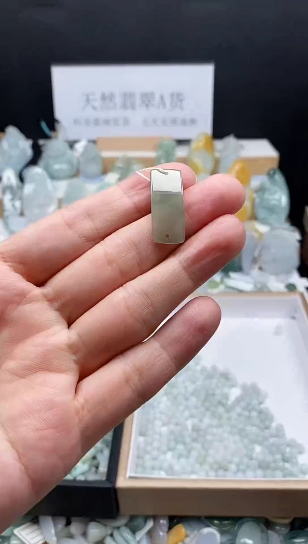 翡翠未镶嵌吊坠(不含链)43无事手牌
