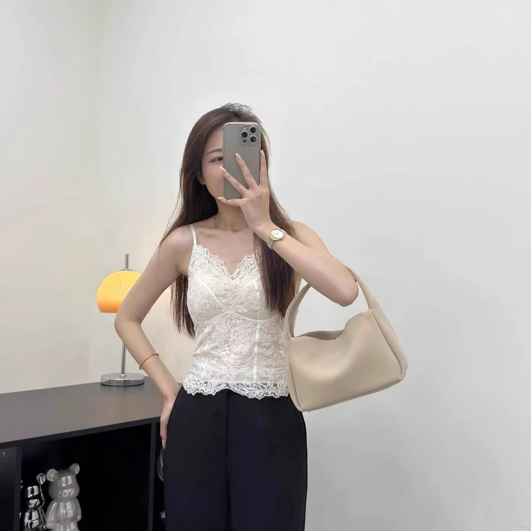 暖耳听冬/co&sheng小个子显瘦吊带背心百搭性感时尚内搭蕾丝花边