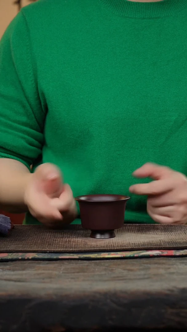 紫朱泥光素紫砂杯