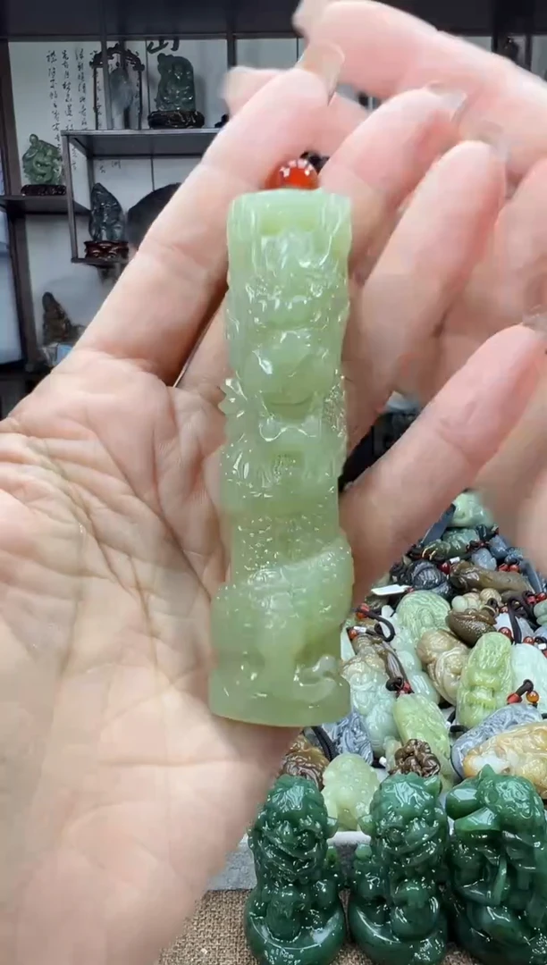 未镶嵌和田玉把件1