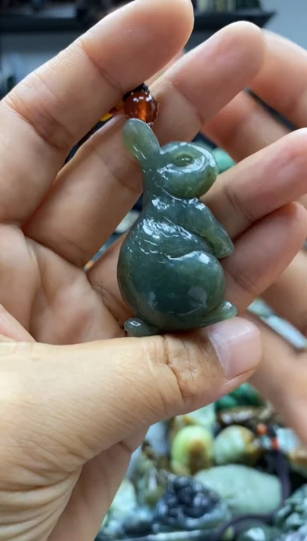 和田玉未镶嵌把件1