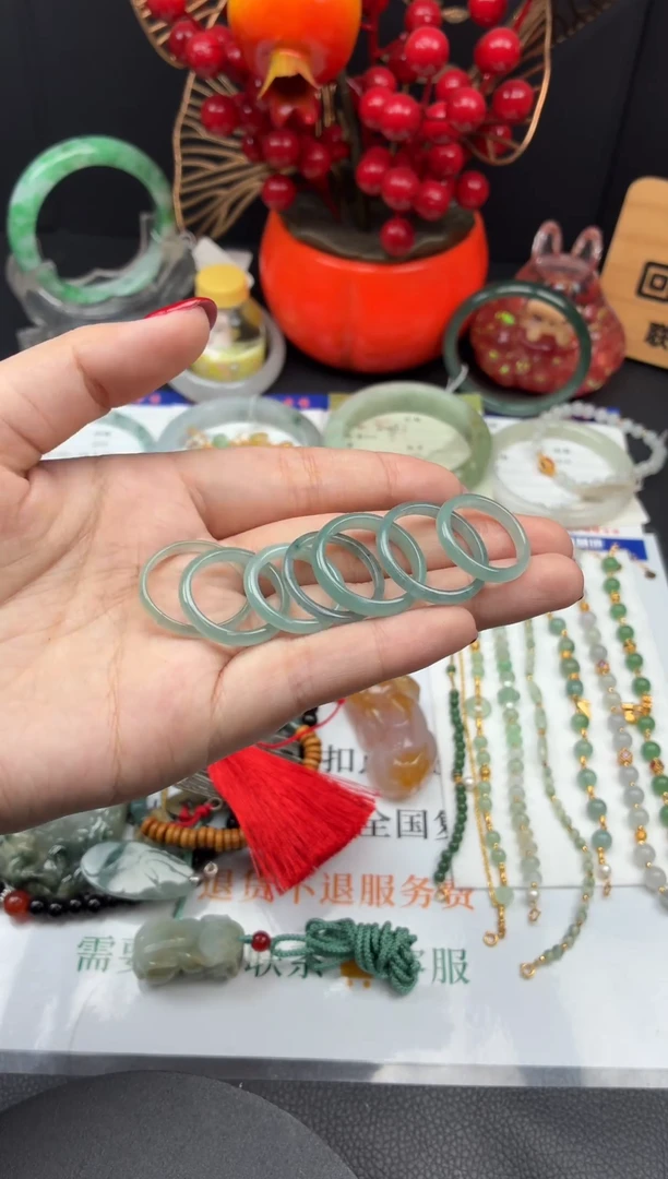 未镶嵌戒圈翡翠戒圈