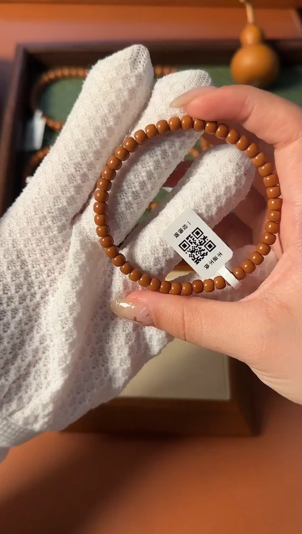 手串橄榄核【168】5.2mm老挝核尖老型单圈