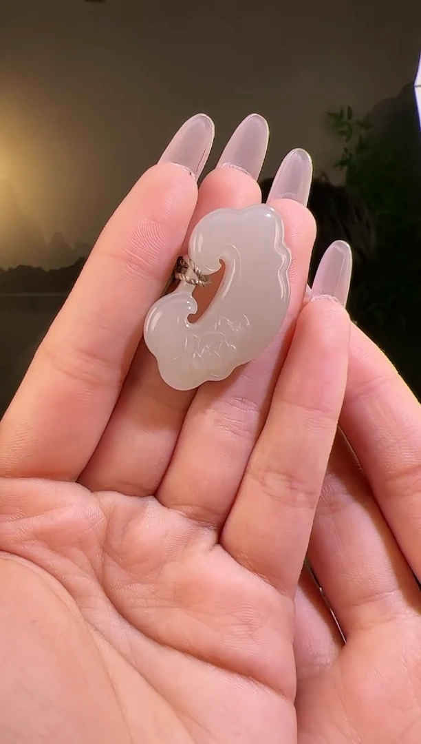 【闪购商品】和田玉颈饰未镶嵌锁带包容多样性发