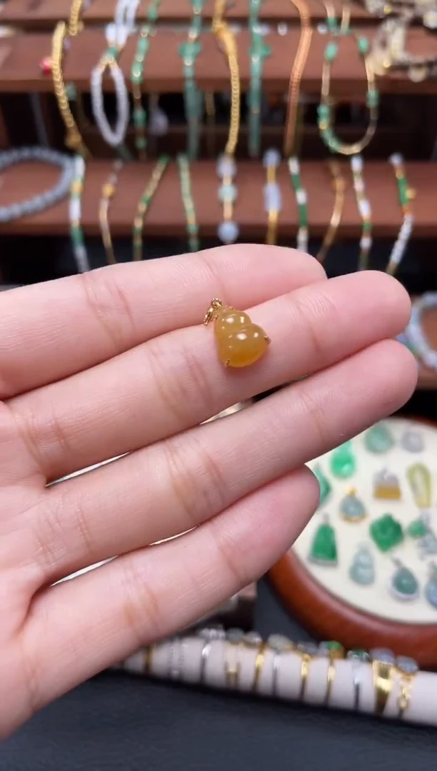 【闪购商品】翡翠吊坠(不含链)18K金镶嵌一个  JK660