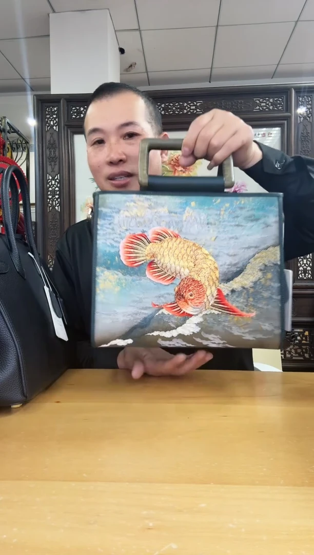 牛皮（革）轻****8111111