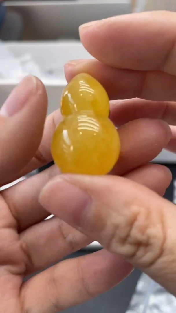 琥珀未镶嵌珠宝奇石2200