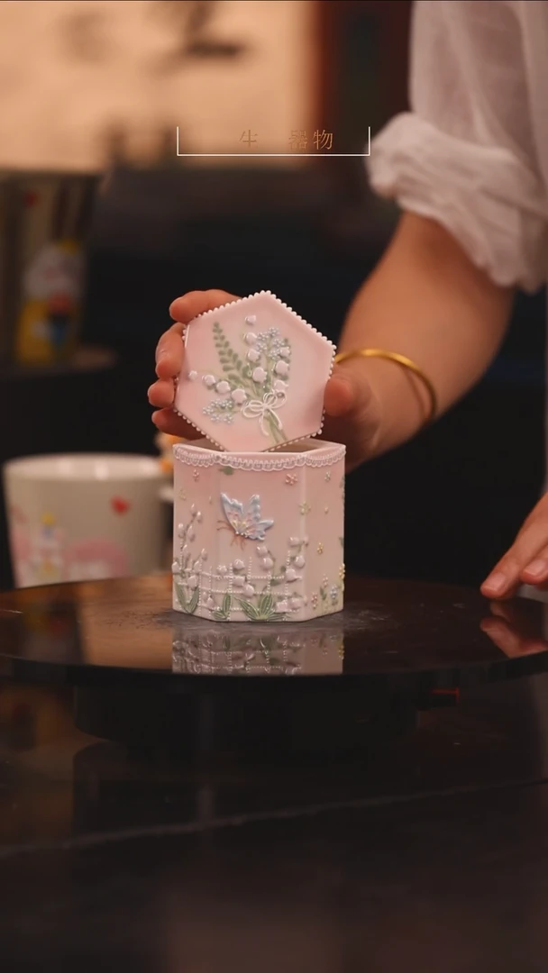 景德镇可爱设计师款陶瓷