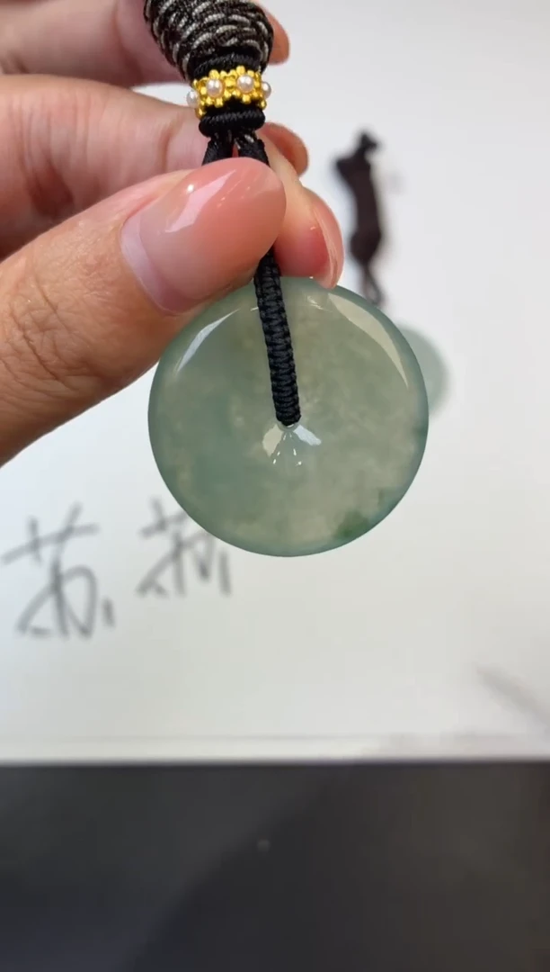 未镶嵌挂件翡翠305930    多人