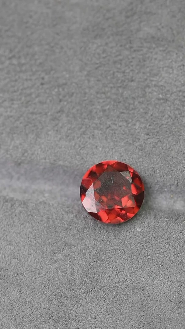 【闪购商品】石榴石1.2CT未镶嵌.........