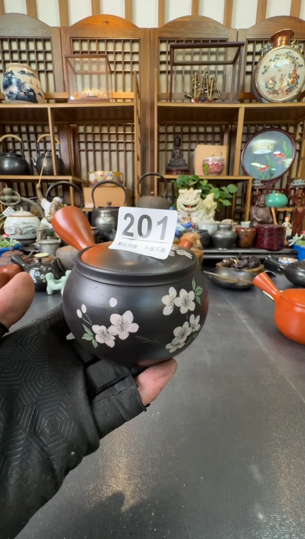 摆件  注意：回流商品，默认有瑕，不退不换。