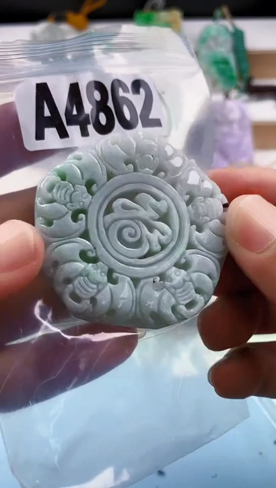 翡翠未镶嵌颈饰天然翡翠吊坠挂件