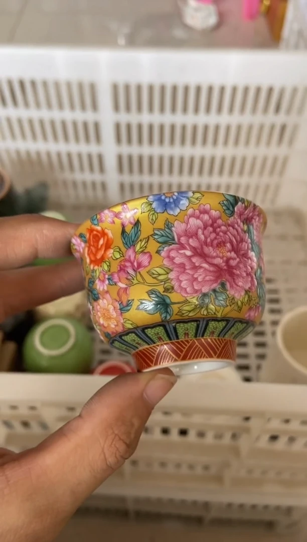 杯无运费险有瑕疵的摄影的产品有使用过的痕迹有点脏介意勿拍