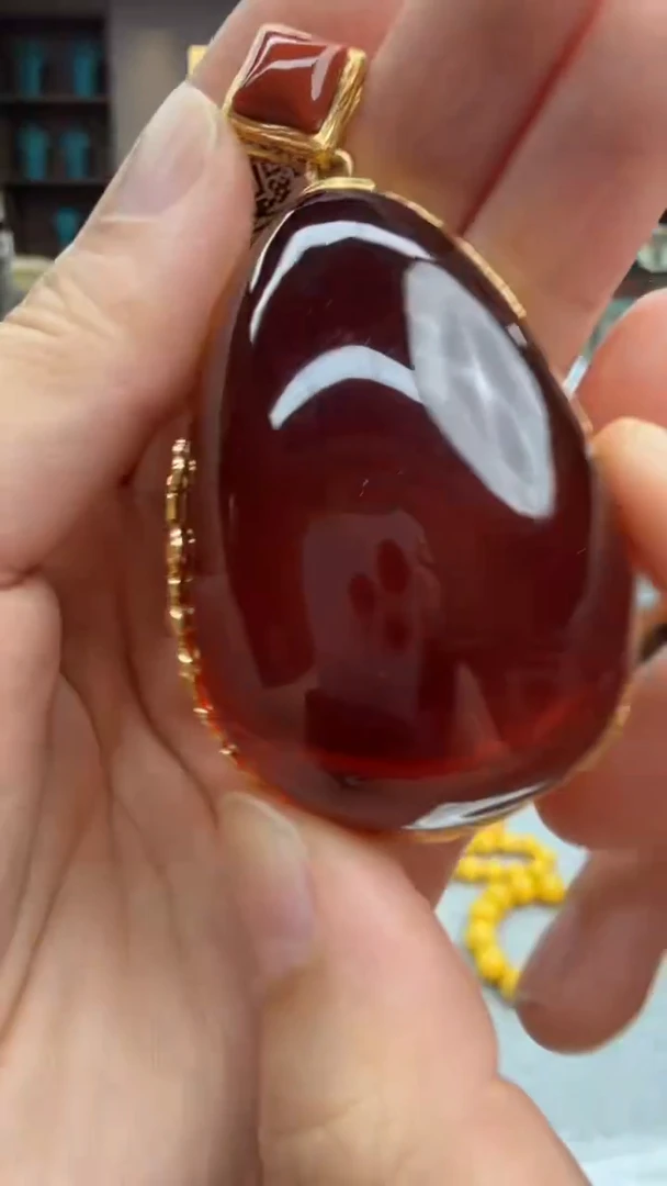 琥珀颈饰未镶嵌163秒拍号假一罚三