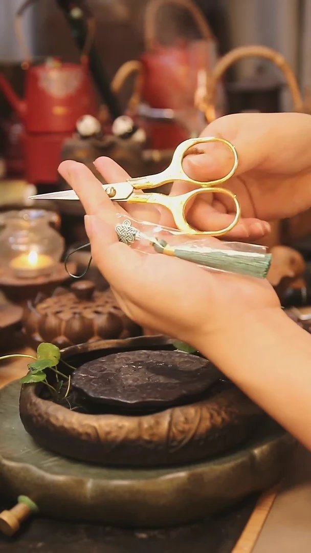 其他剪刀1个，不含壶承