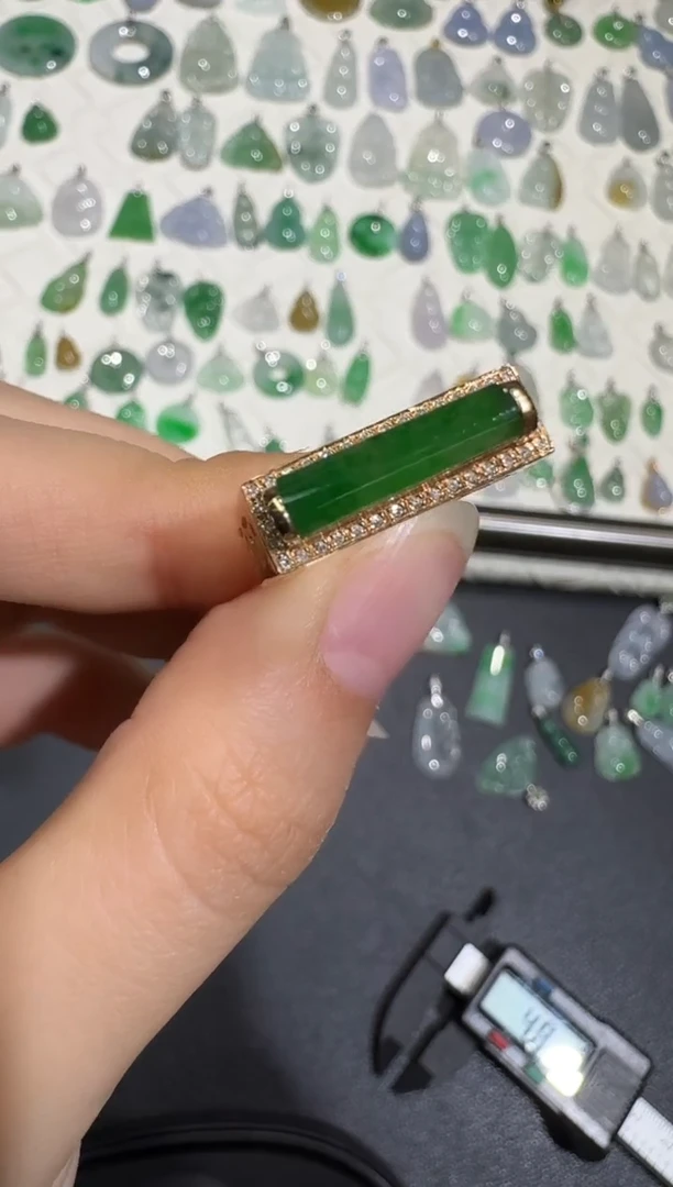 翡翠戒指18K金镶嵌X0722-1501-754