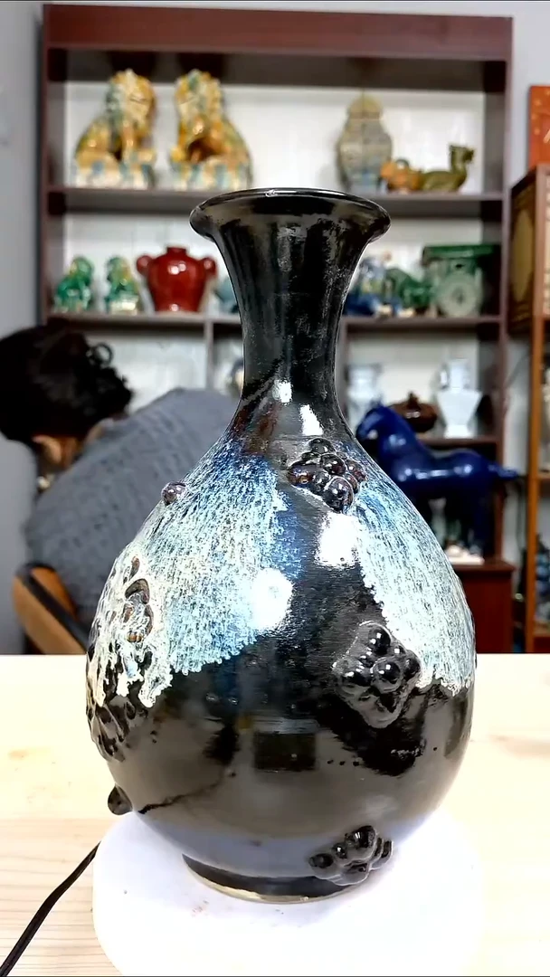 经典精美复古风格瓷器