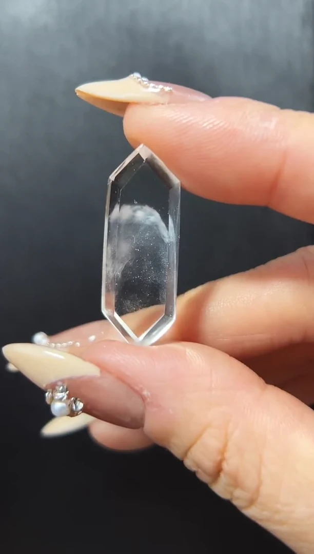 【闪购商品】水晶双尖未镶嵌无孔发一（17）