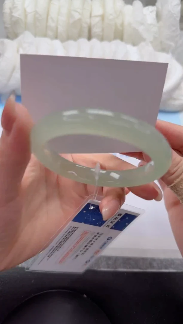 未镶嵌手镯石英质玉68-56.6