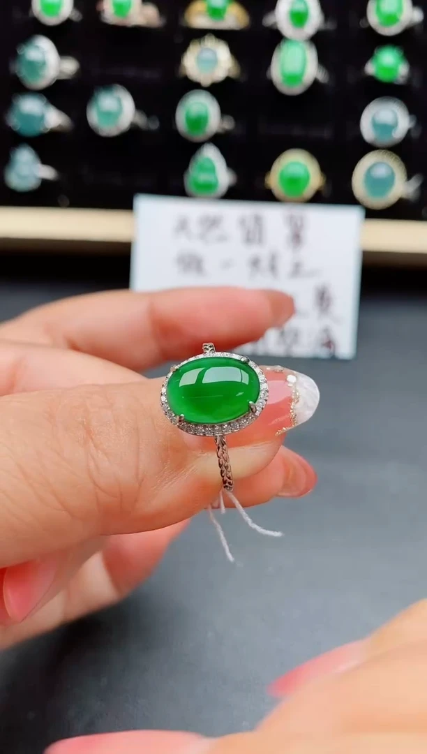 【闪购商品】翡翠戒指银S925镶嵌5080