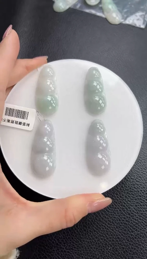 【闪购商品】翡翠颈饰未镶嵌K666-802福豆多样性发一