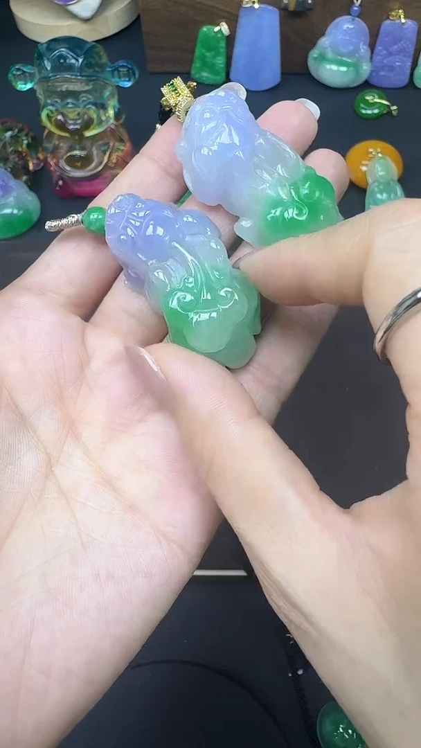 无非金属春彩大貔貅