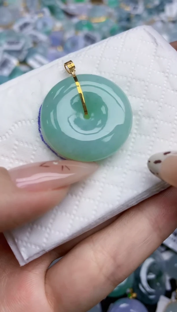 翡翠挂件18K金镶嵌293    天然翡翠A货