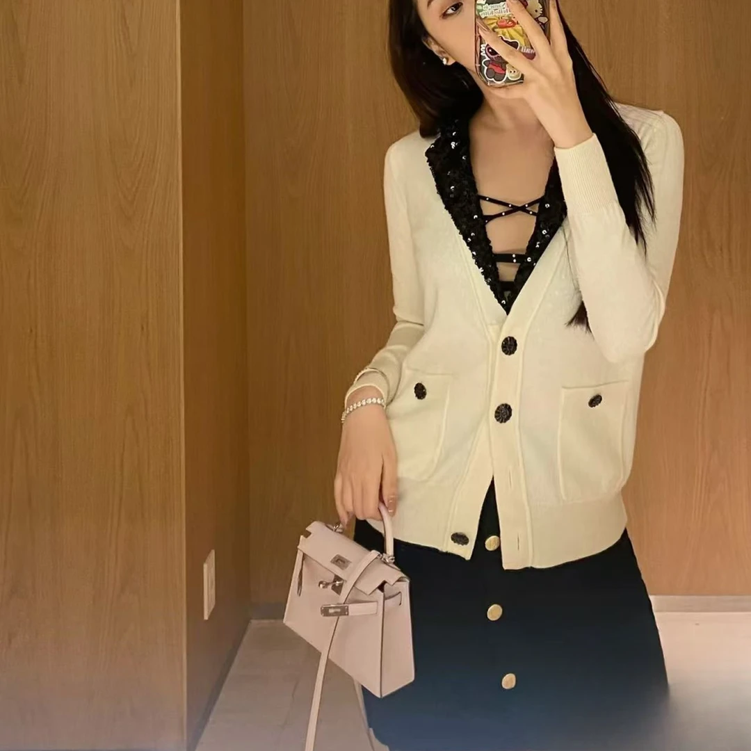 99新 Chanel/香奈儿 23C黑白配色亮片翻领山羊绒开衫外套36码