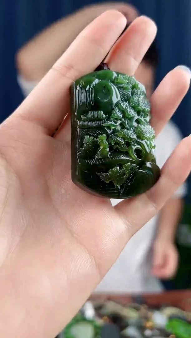 未镶嵌和田玉挂件拍一发一，多样性发货