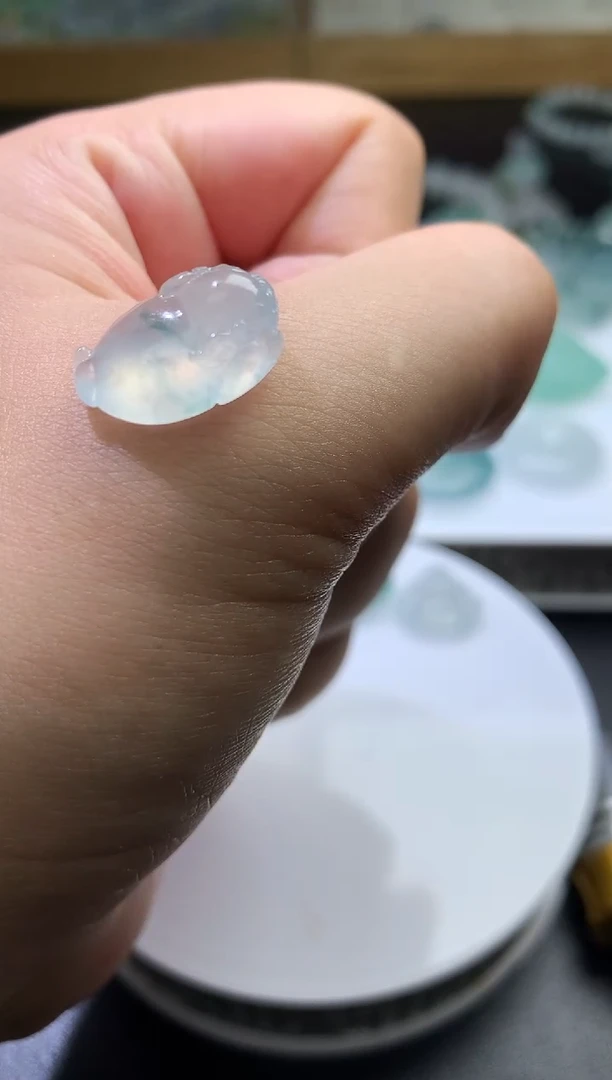 未镶嵌定制翡翠毛货