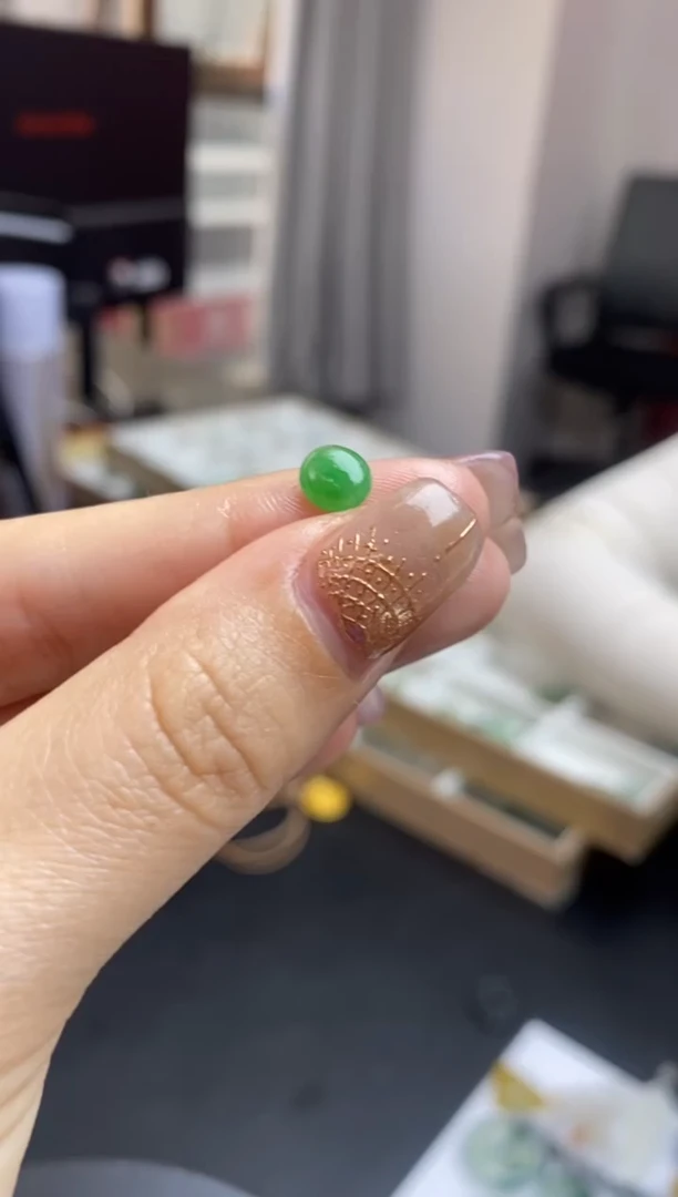 【闪购商品】定制翡翠未镶嵌翡翠毛货~