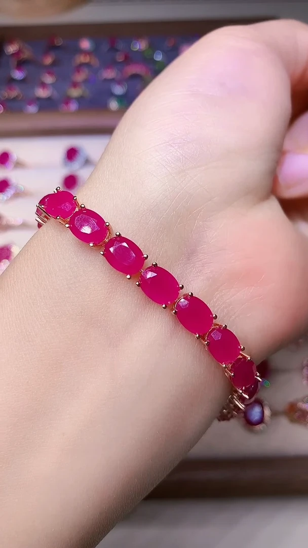 【闪购商品】红宝石手链银S925镶嵌000