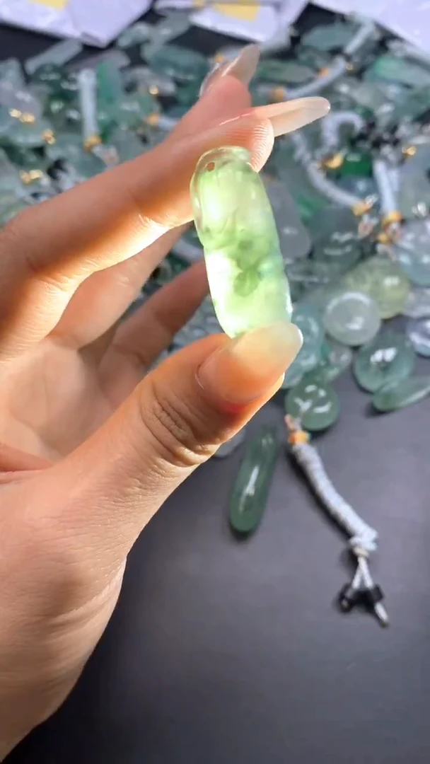 琉璃臻选(配扣头多样性发其一）313
