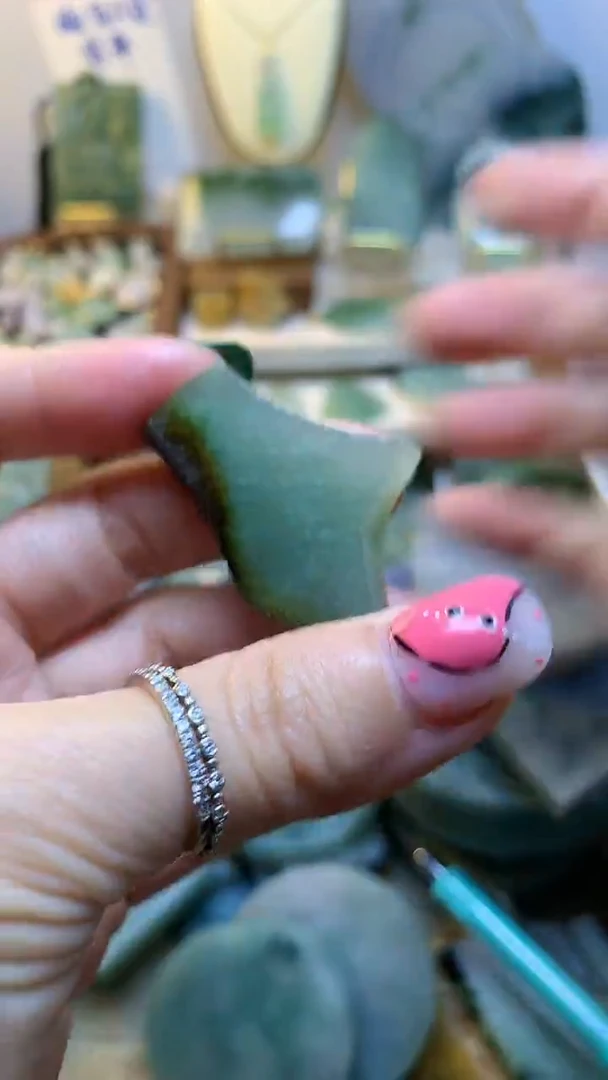 未镶嵌挂件翡翠缅甸A货翡翠，没有运费险