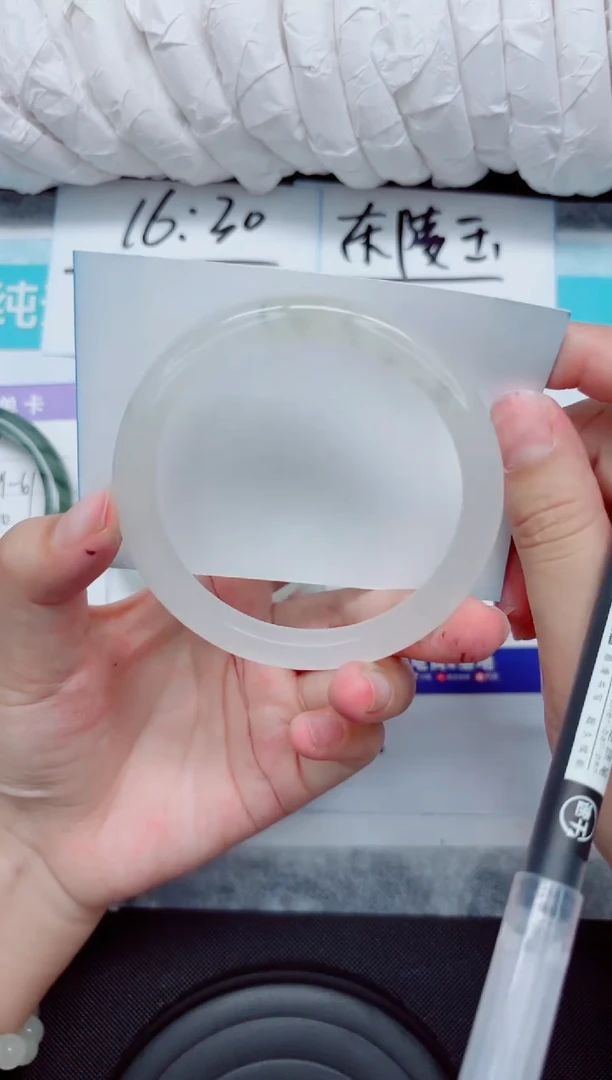 未镶嵌手镯石英质玉164-60