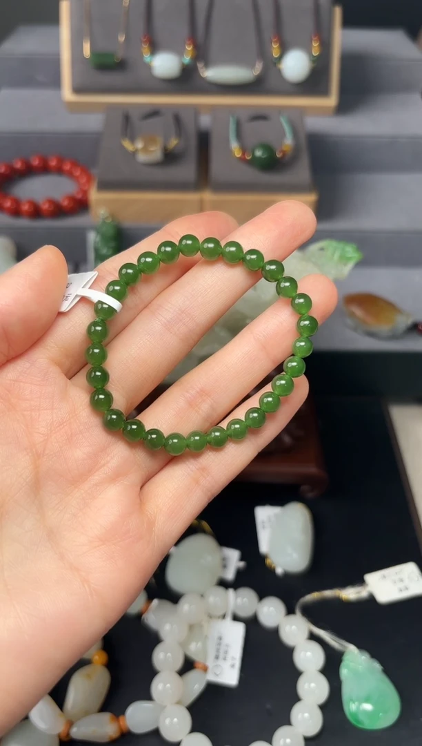 手串未镶嵌和田玉（糖玉）美*碧玉手串