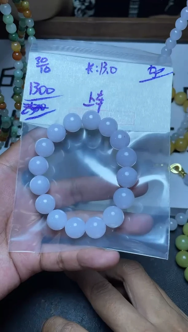 未镶嵌定制翡翠翡翠毛货抛光多样性发货拍一发一