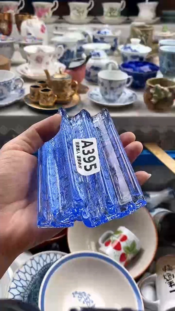 瓷片J****子       395