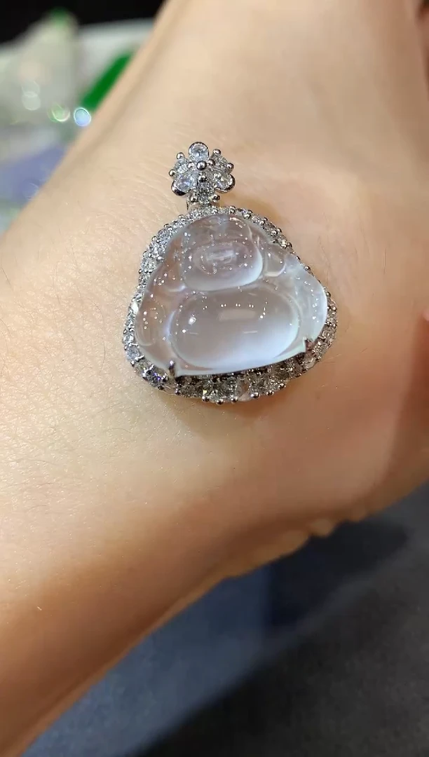 吊坠(不含链)18K金镶嵌翡翠A84