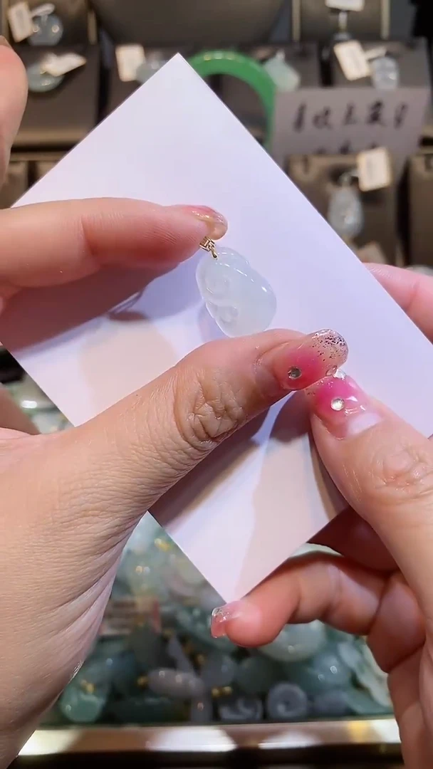 【闪购商品】翡翠颈饰18K金镶嵌天然A货翡翠一件